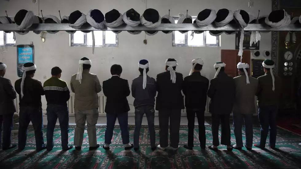 تقرير يتحدث عن تدمير آلاف المساجد في شينجيانغ في السنوات الأخيرة