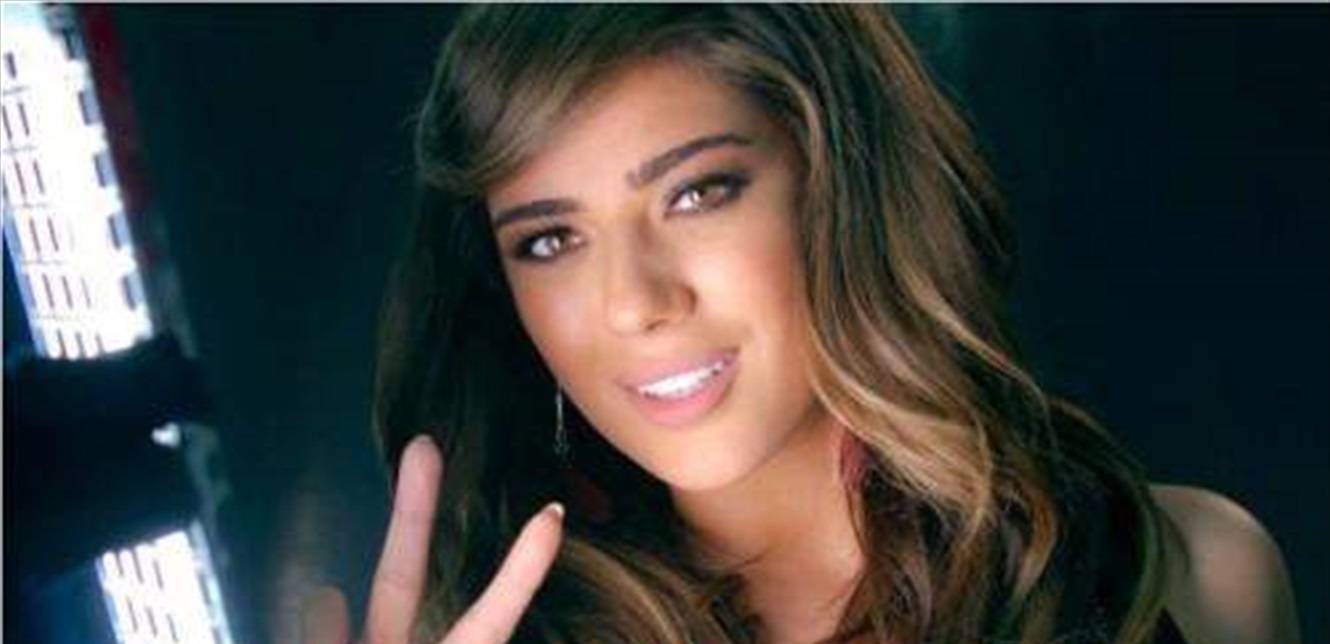 نادين ويلسن نجيم: "جربوا النسوان هالمرة".. ما الذي تخافه في لبنان؟