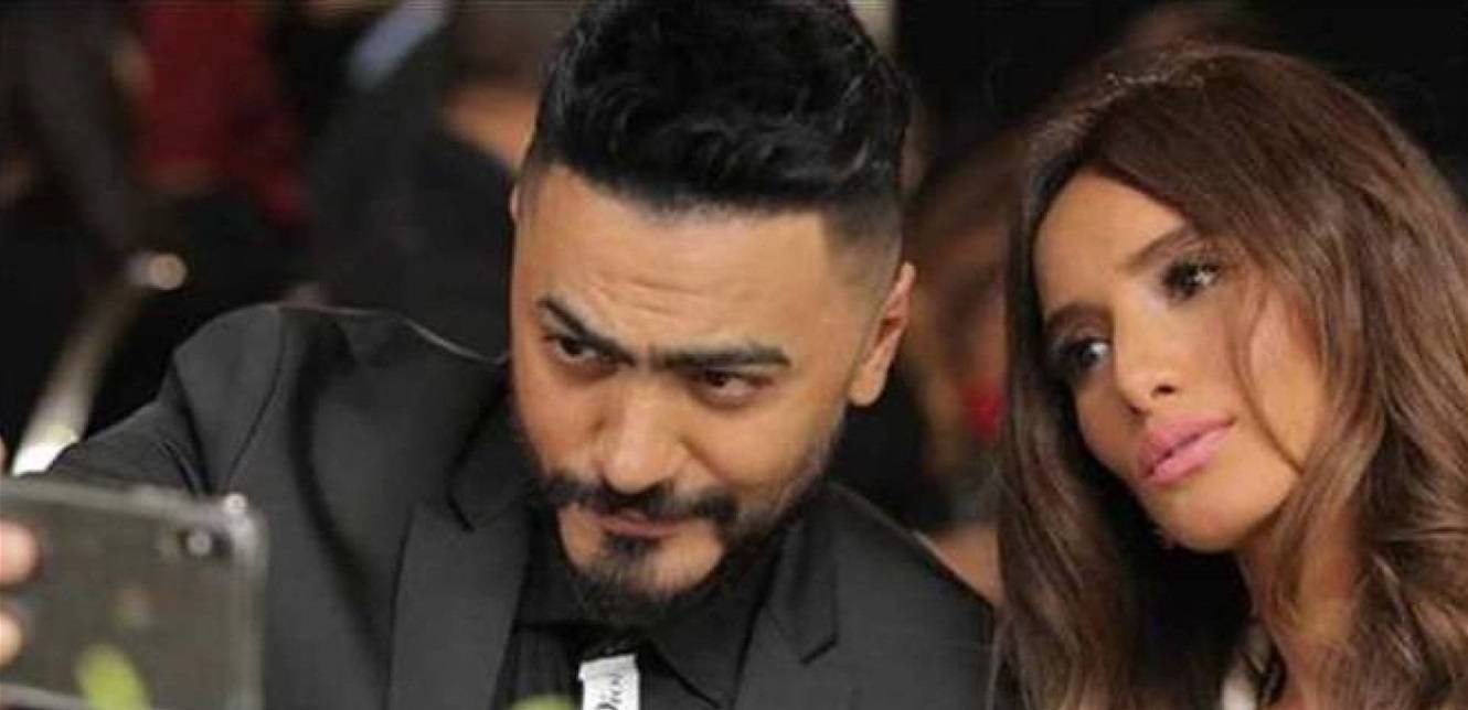 رقص زينة وشقيقتها مع تامر حسني يورطه بتعليقات مسيئة (فيديو)