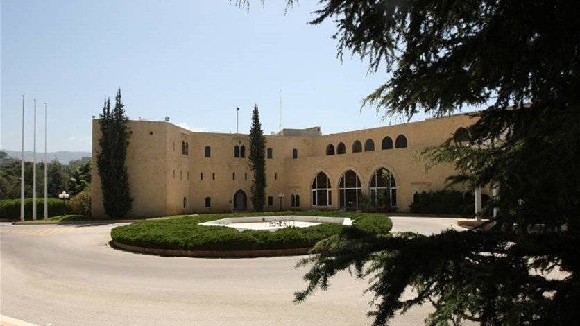 أديب لن يزور بعبدا قبل معرفة موقف حزب الله وأمل من طرح الحريري