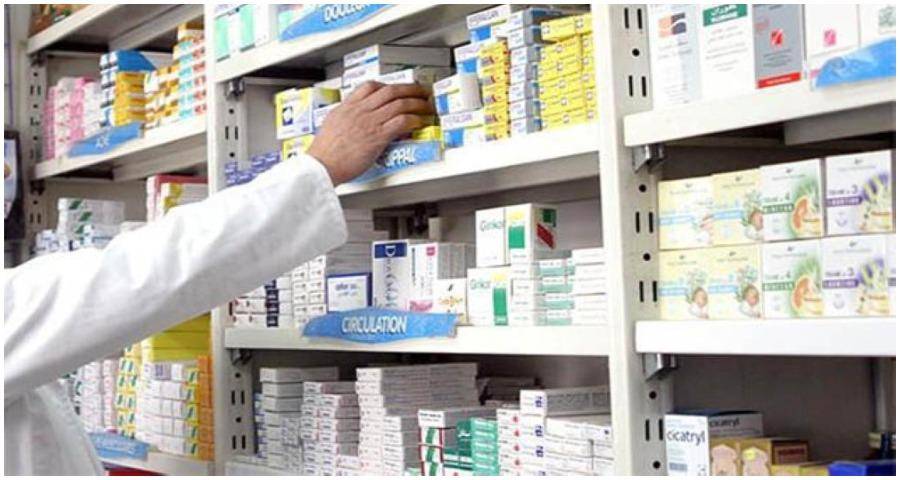تهافت على شراء وتخزين الأدوية في صيدا وأصحاب الصيدليات يأملون معالجة سريعة للأزمة