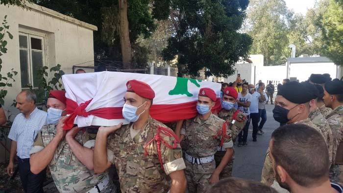 الجيش وبلدة عيات يشيعون الشهيد محمد النشار
