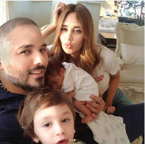 ابنة رامي عياش تحقق نصف مليون مشاهدة بعفويتها (فيديو)