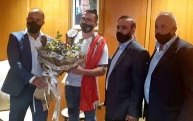 رغم إصابته بكورونا.. مسؤول بلدي في بعلبك يُخالط الناس خضر ينتقد ويتقدّم بدعوى: لن أتأثر بالتهديدات