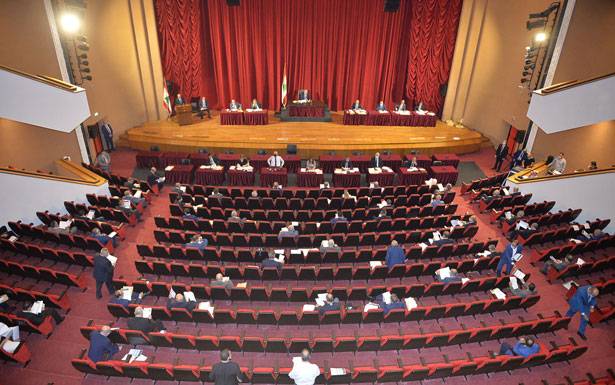 تعقيدات طائفية تفخـخ «العفو العام»... والجلسة المسائـية تــرفــع الى 20 تشرين الاول