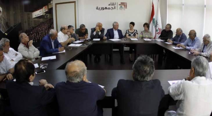 لقاء الجمهورية: هل يعقل ان نلاقي المؤتمر الفرنسي لمساعدة لبنان من دون حكومة؟
