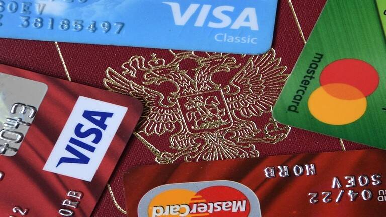 روسيا ضمن قائمة الدول الخمس المنتقلة إلى مدفوعات غير نقدية