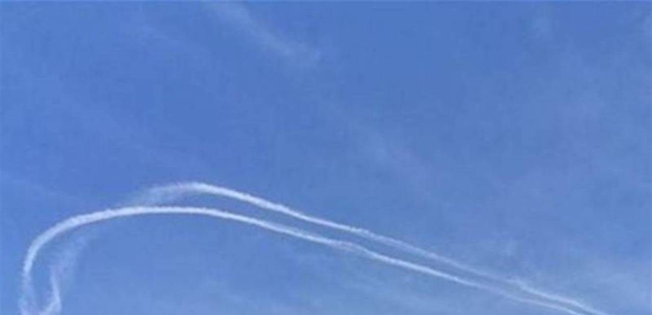 تحليق للطيران المعادي فوق مناطق عدة