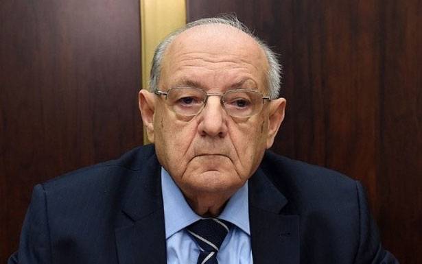 ابي نصر وجه نداء الى الشباب :الهجرة ليست حلاً للتجذر في الأرض