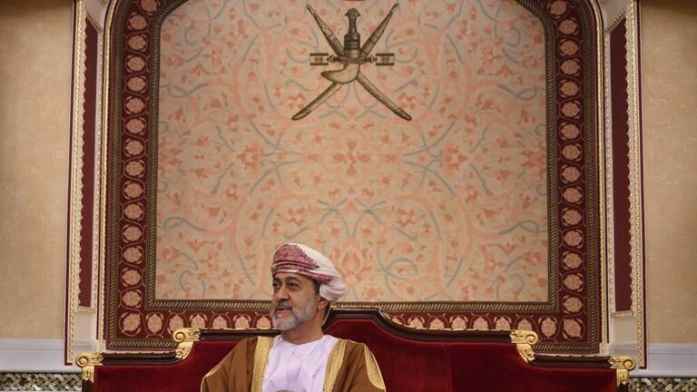 سلطنة عمان تبدأ بتطبيق ضريبة القيمة المضافة خلال ستة أشهر