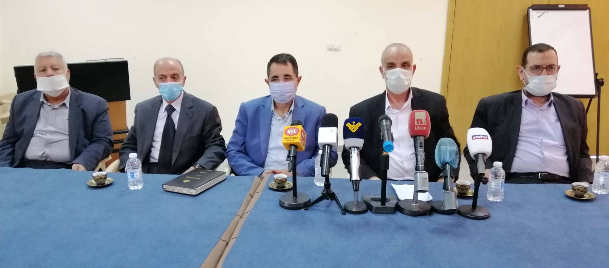 «لن نترك أهلنا وقرانا طالما نملك فلساً واحدا»
الحاج حسن : الــوضـع الأمـنــي فــي بــعلــبـك الـهرمل سيتفاقم إذا لــم يـعالــج
