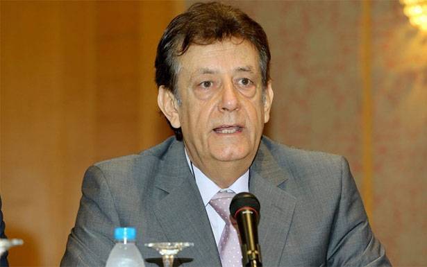 هارون دعا مصرف لبنان للرجوع عن قرار رفع الدعم عن مواد التعقيم