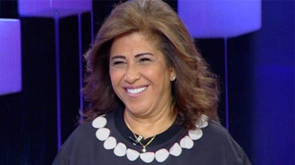 "نهاية لبنان في 2021 والدولار إلى 15 ألف"... ليلى عبد اللطيف "توضح"! (فيديو)