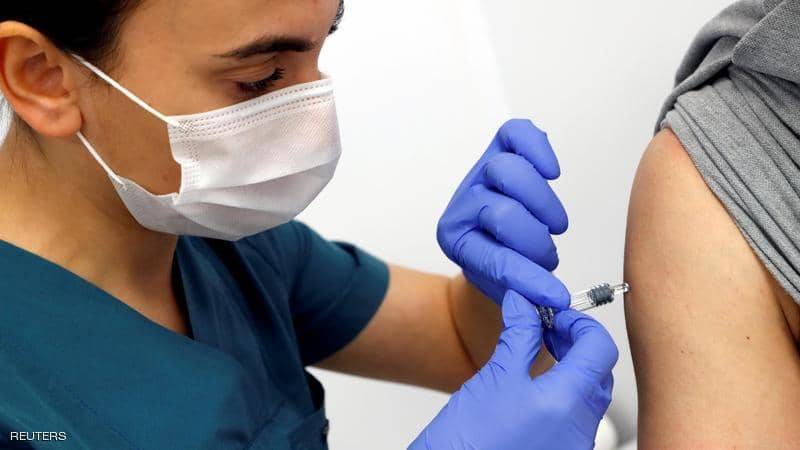 تعليق تجارب على لقاح كورونا بعد إصابة متطوع بمرض 