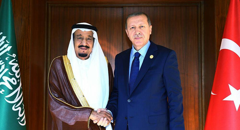 أمير سعودي يخرج عن صمته ويكشف سبب دعوات مقاطعة المنتجات التركية