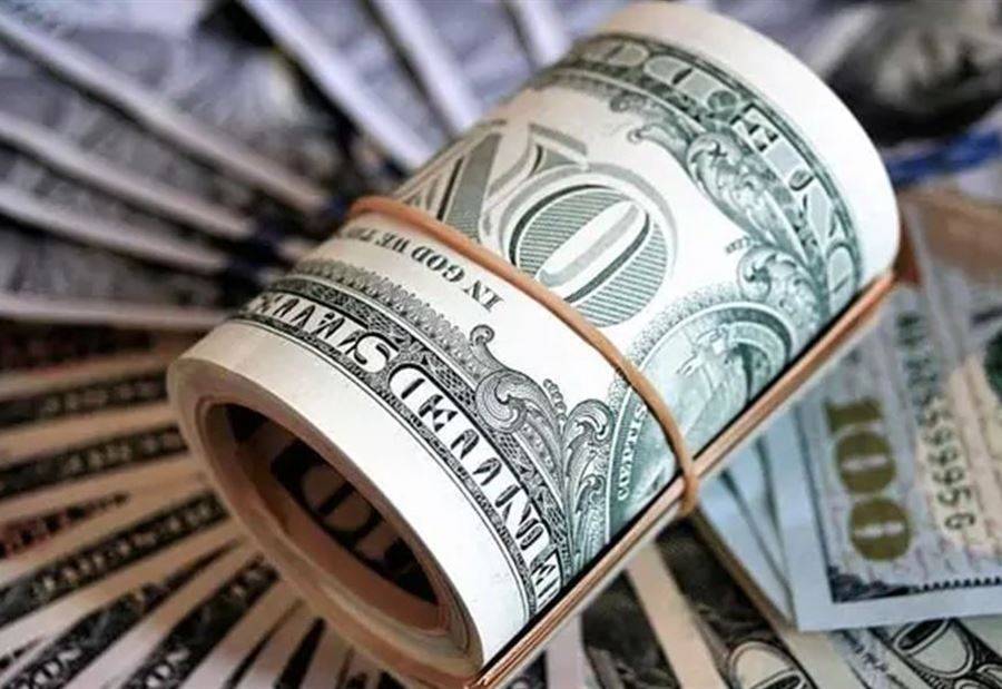 انخفاضٌ ملحوظٌ بدولار السوق السوداء