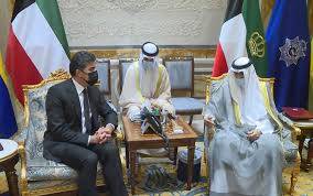 بارزاني يجتمع مع أمير الكويت