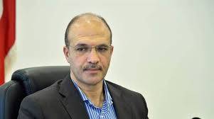 قرارات لوزير الصحة بإقفال ثلاث صيدليات