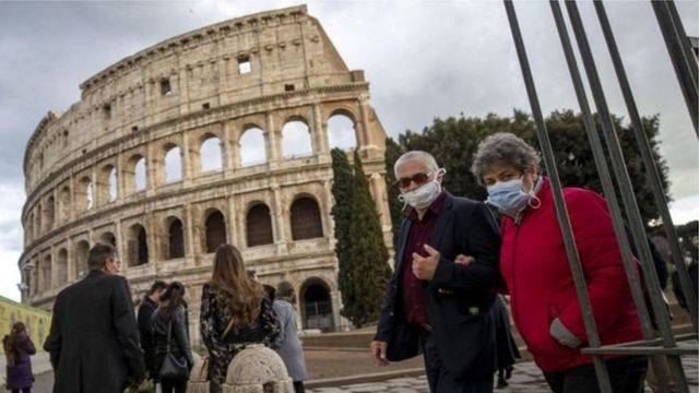 إيطاليا تسجل ارتفاعا قياسيا جديدا للإصابات بفيروس كورونا