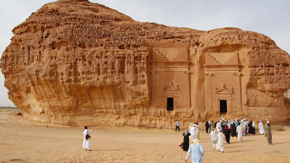 السعودية تؤكد أهمية القطاع السياحي في زياد النمو الاقتصادي