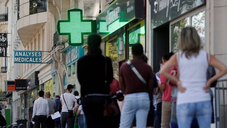 رئيس الوزراء الفرنسي أوصى بالعمل من المنزل لمدة يومين إلى ثلاثة أيام في الأسبوع