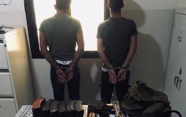 القبض على 3 مطلوبين بجرائم محاولة قتل وإطلاق نار وترويج مخدرات