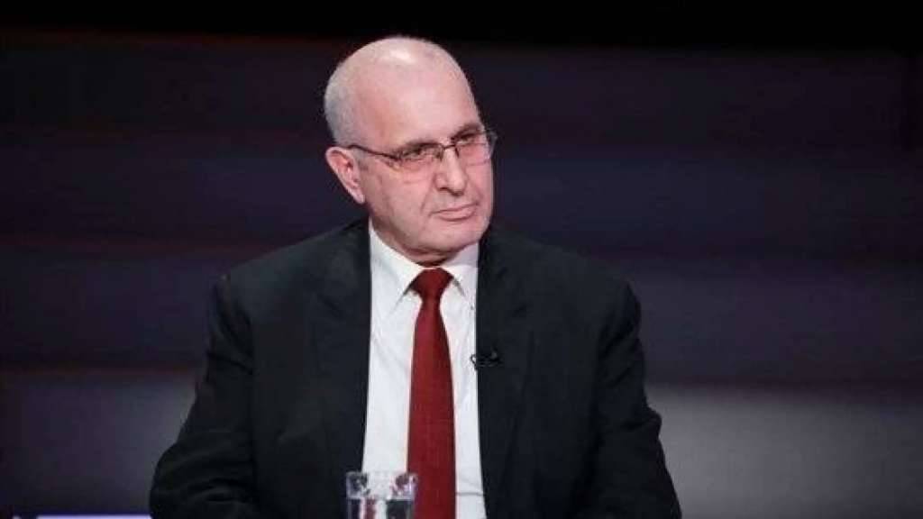 عراجي: يجب إعلان حالة طوارئ صحية في البلد