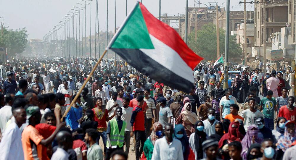 محلل سياسي سوداني: تمّ الفصل بين التطبيع مع "إسرائيل" ورفع السودان من الدول الراعية للإرهاب
