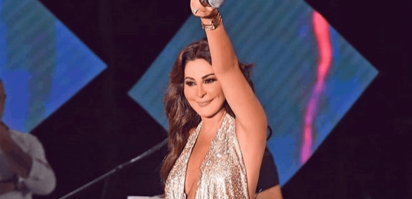 إليسا تتلقى أول هدية ليوم ميلادها وتتجول بها بالشورت في شوارع بيروت (صورة)
