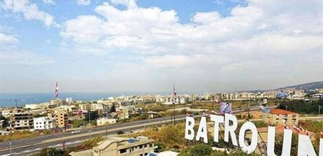 بعدما عثر عليه أمس جثة في منزله بالبترون.. توقيف قاتله
