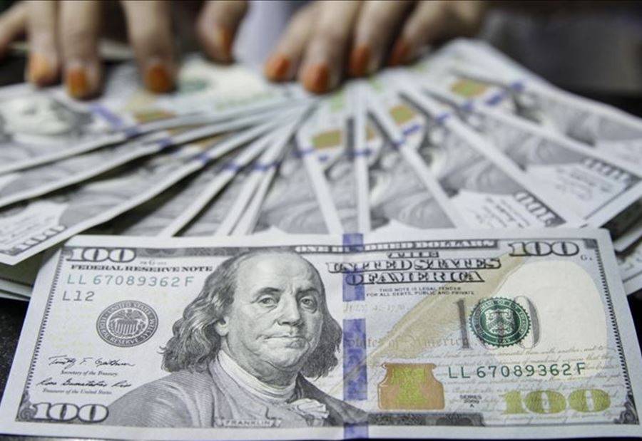 كيف أقفل سعر الدولار في السوق السوداء؟