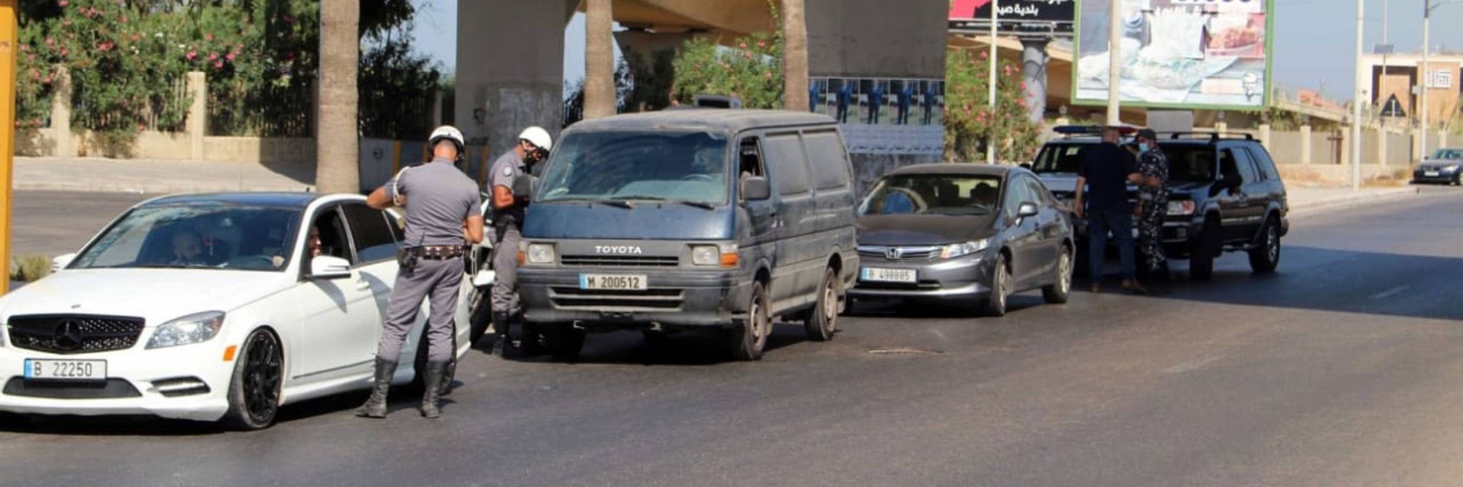 عون يتشدد ويحتفظ «بفيتو» التاليف في «جيبه»: «لن اطلق النار على راسي»
«شياطين» التفاصيل بين الحريري «والثنائي».. وضغط «بالدولار» على بعبدا
«رسائل» اميركية داخلية وخارجية والاولوية الاسراع في ملف ترسيم الحدود
