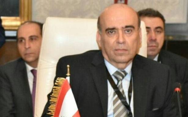 وهبه التقى السفير الايراني