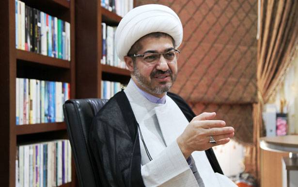صادق النابلسي: عمل أميركا الأساس إخراج حزب الله من المعادلة الداخليّة