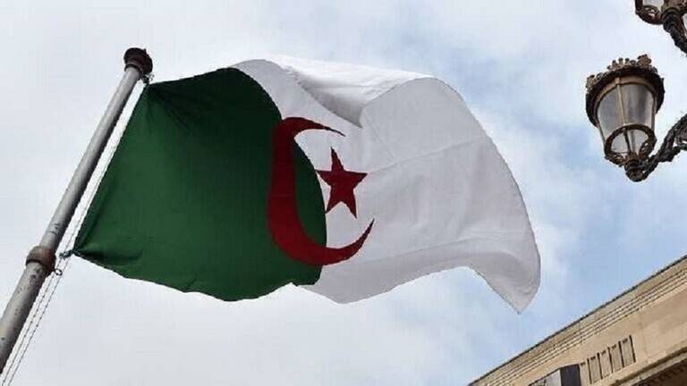 الجزائر ترحب باتفاق وقف إطلاق النار في ليبيا
