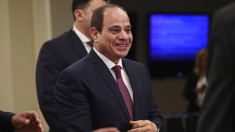 السيسي يمدّد حالة الطوارئ ثلاثة أشهر