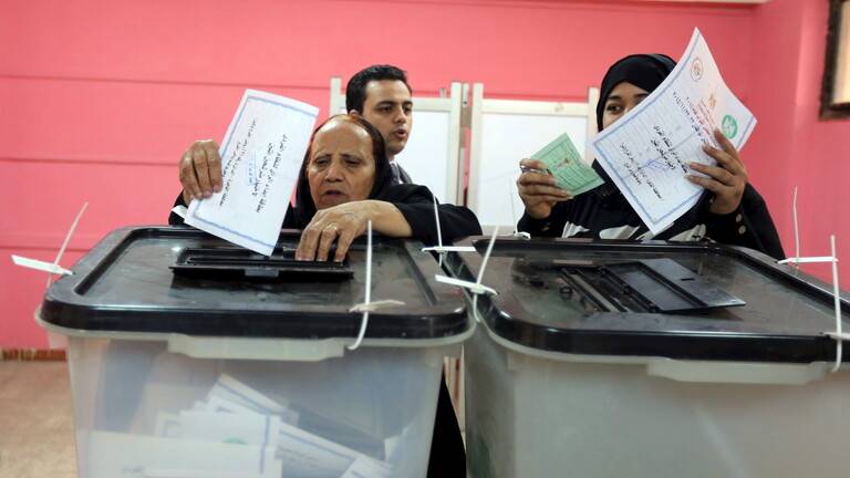 مصر.. نائبة سابقة تتورط في فضيحة رشاوى