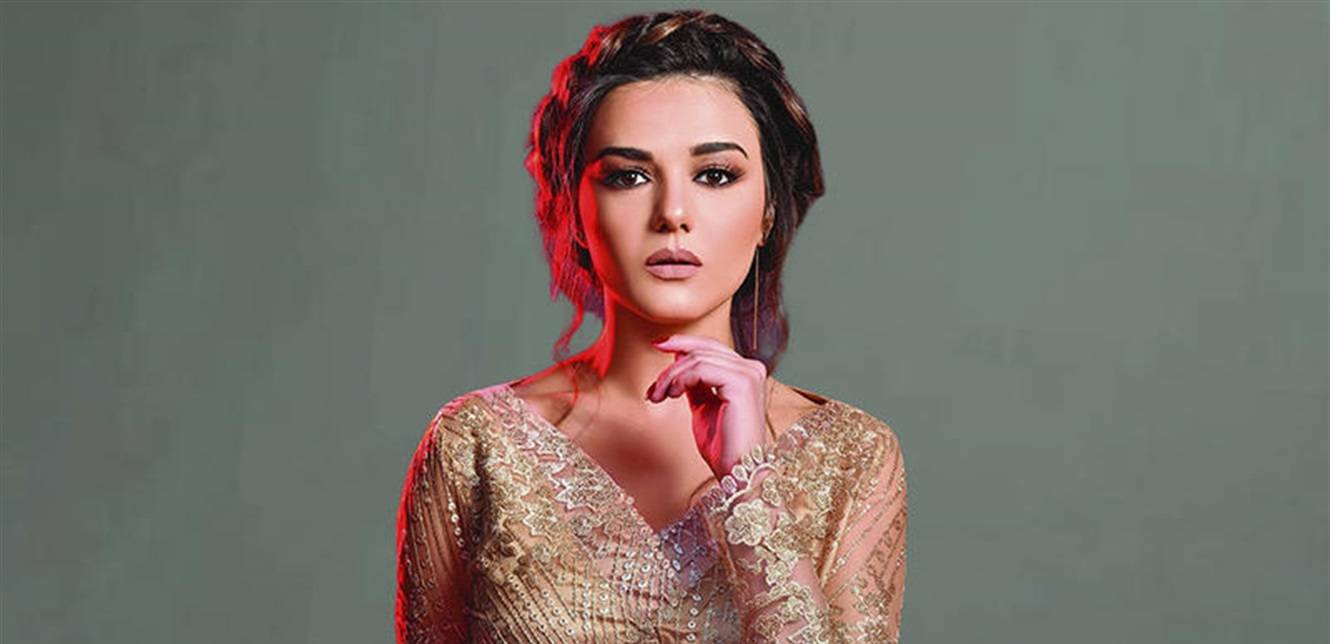 بعد اعتذارها عن سلسلة أعمال... النجمة الشهيرة تكشف "حقيقة" مرضها! (فيديو)
