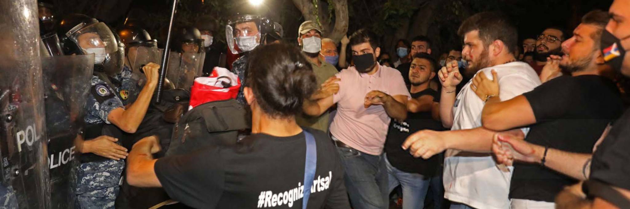 إتفاق «النوايا الحسنة» بين الحريري والرئاسة الاولى: حكومة «المحاصصة» على «نار حامية»؟
شروط «صندوق النقد» تكبّل الرئيس المكلف... لا اجابات حول مقاربة خطة «الانقاذ»
نصائح «بالتأليف» قبل الانتخابات الأميركية وإرباك فرنسي ينعكس تخفيفا للضغوط