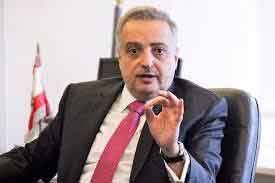 عقدة ارسلانية في التشكيلة مدعومة من باسيل ... والحريري «يرميها» على جنبلاط
الـحل مرهون بعدد أعضاء الحكومة وبتثبيت مصالحة الزعيمين الدرزين «الطريّة العود» !!