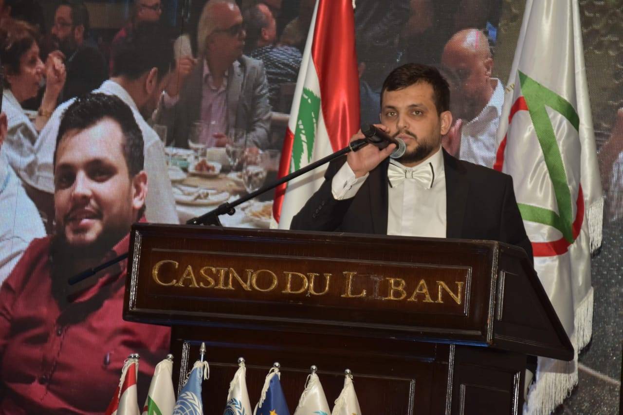 الدكتور فادي شبل في أول حفل جوائز متحدياً كورونا في كازينو لبنان ..