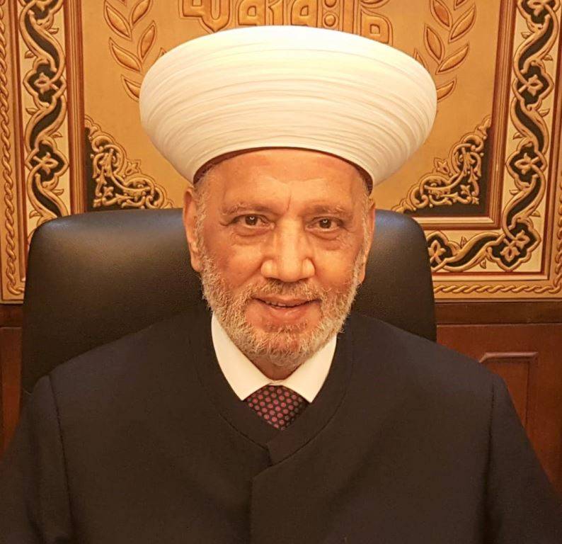 دريان في رسالة المولد نبه كل من يمس بالاسلام ورسوله
مسعى الحريري لتشكيل حكومة انقاذية فرصة على الجميع انتهازها