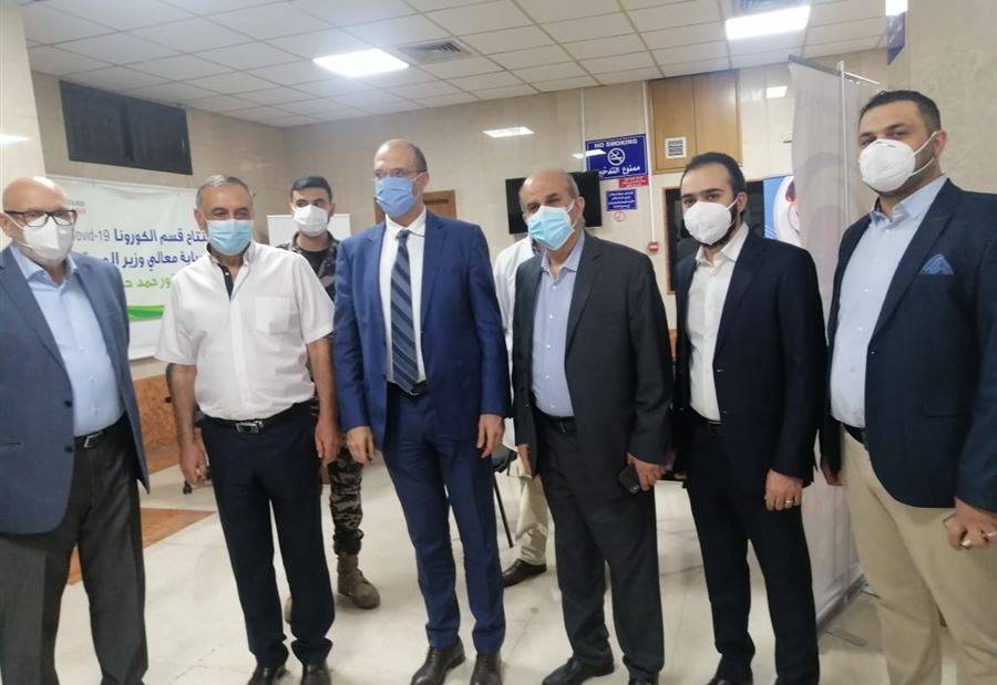 وزير الصحة يدعو للإقفال 
