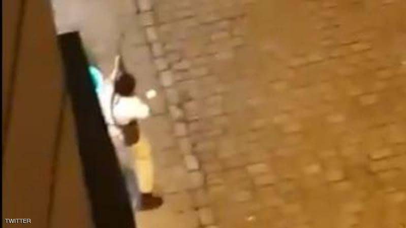 فيديو.. أول لقطات لأحد منفذي الهجوم المسلح في فيينا