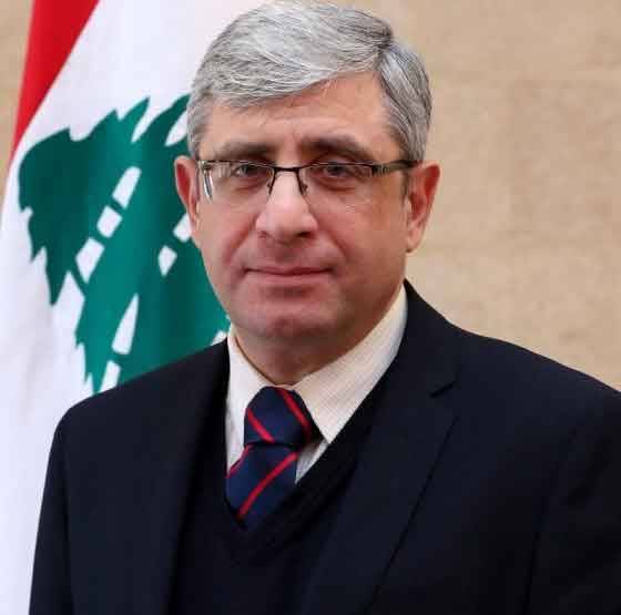 تفقد مستودعات أجهزة الكومبيوتر المحمولة
المجذوب : ستكون في المدارس الأسبوع المقبل