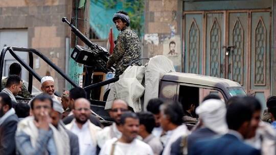 الحوثيون يعلنون إطلاق سراح 5 من أسراهم في مأرب بوساطة محلية