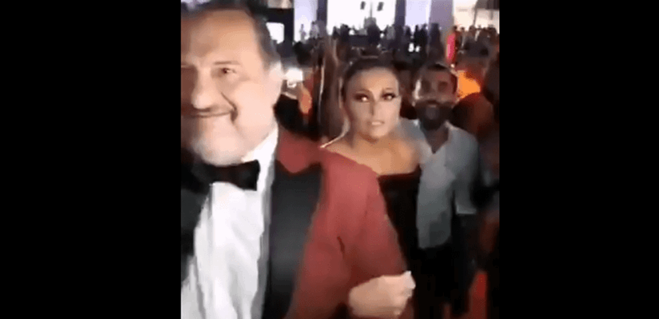 خطوبة الفنانة بشرى.. فاجأها على السجادة الحمراء