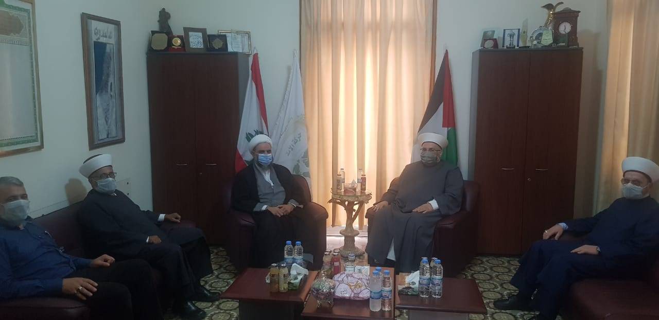 حزب الله زار جبري مهنئاً بالمولد النبوي