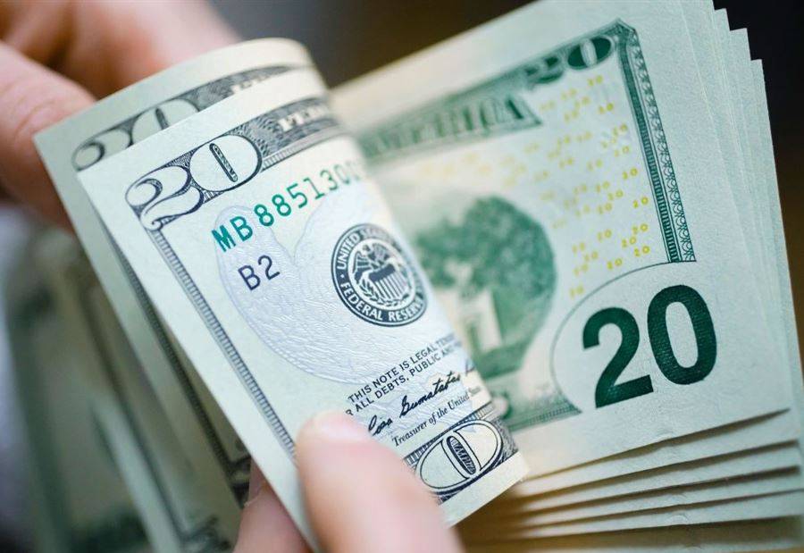 سعرُ صرفِ الدولارِ في السوق السوداء اليوم الخميس