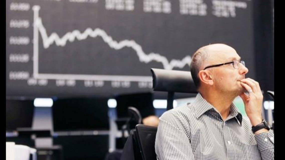 أسهم أوروبا تنهي أسبوعا قويا بخسائر طفيفة
أسهم شركات التأمين تلقت دفعة بعد أن أعلنت أليانز الألمانية زيادة مفاجئة في أرباح الربع الثالث 6%